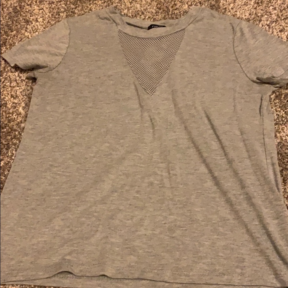 A gray tee
